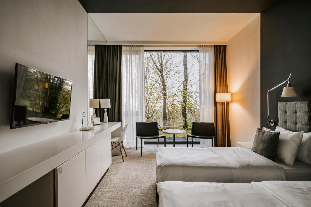 אוגרודז'ינייץ Poziom 511 Jura Wellness Hotel & Spa מראה חיצוני תמונה