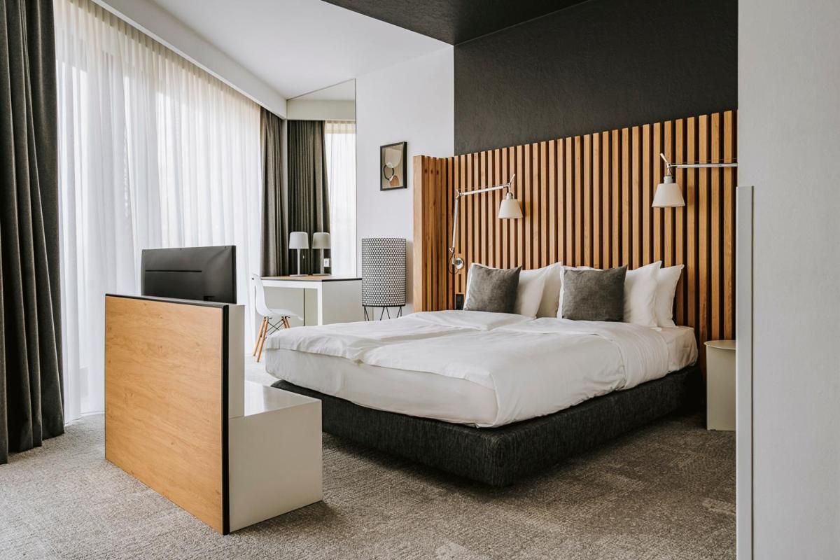 אוגרודז'ינייץ Poziom 511 Jura Wellness Hotel & Spa מראה חיצוני תמונה