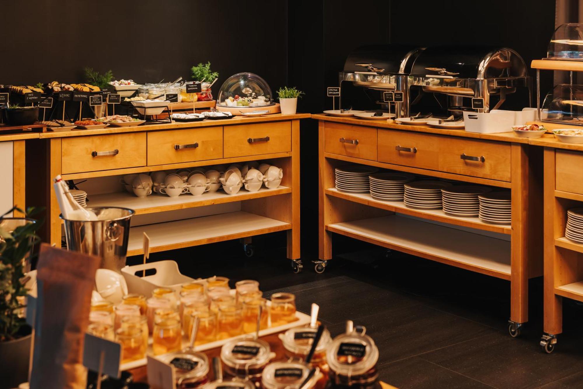 אוגרודז'ינייץ Poziom 511 Jura Wellness Hotel & Spa מראה חיצוני תמונה